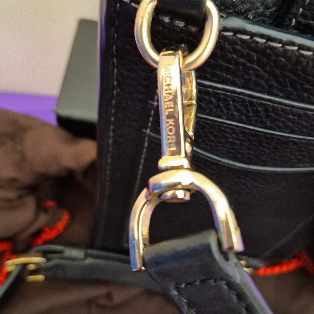COACH Turnlock Chain Phone Crossbody Wallet - Picture 15 of 16